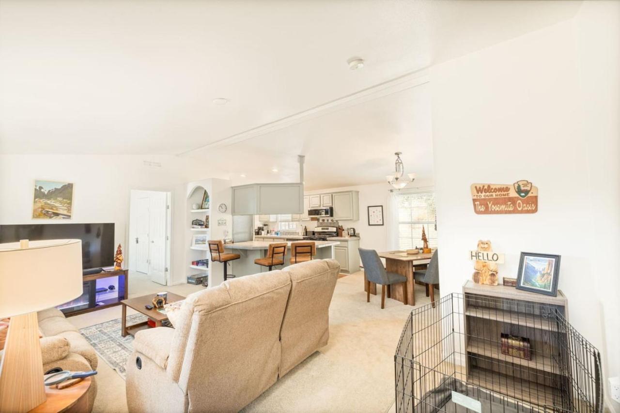 Hilltop Oasis With Games, Hot Tub, Fire-Pit, Deck, Views Oakhurst Exterior photo