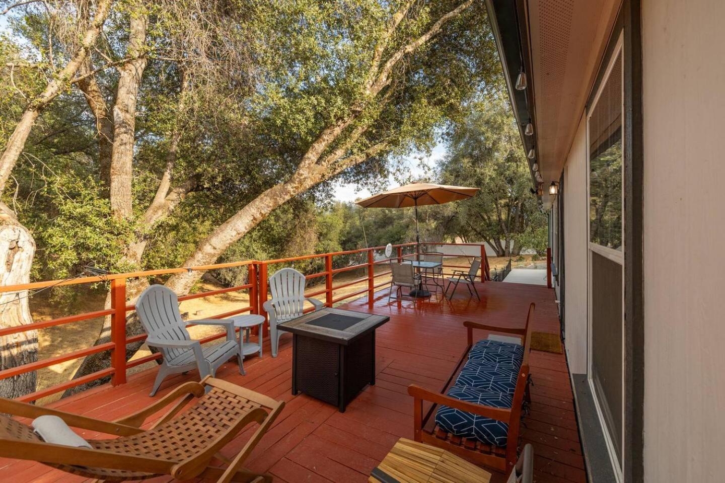 Hilltop Oasis With Games, Hot Tub, Fire-Pit, Deck, Views Oakhurst Exterior photo